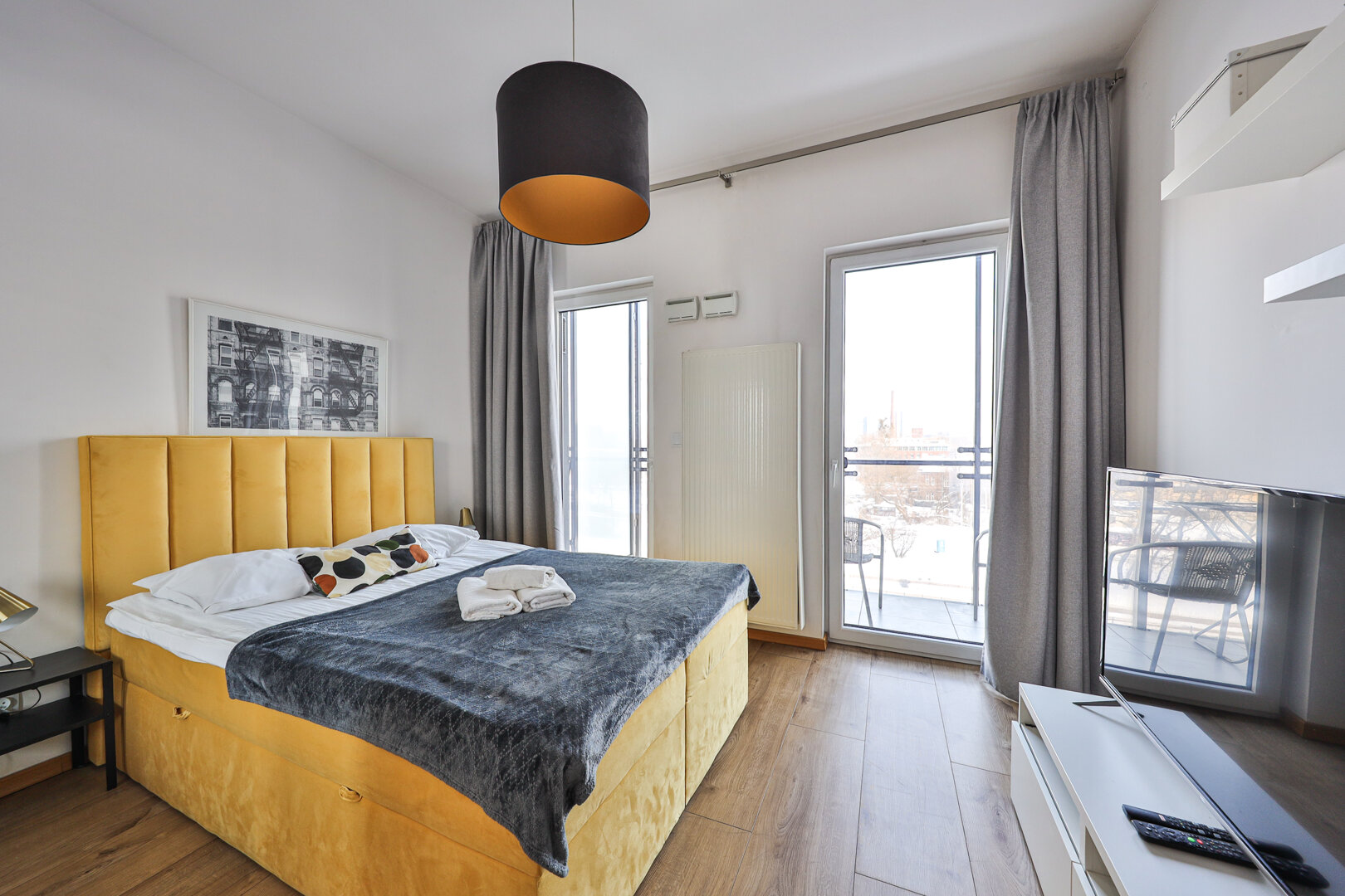 Al. Prymasa Tysiąclecia 83A/425  + Garaż