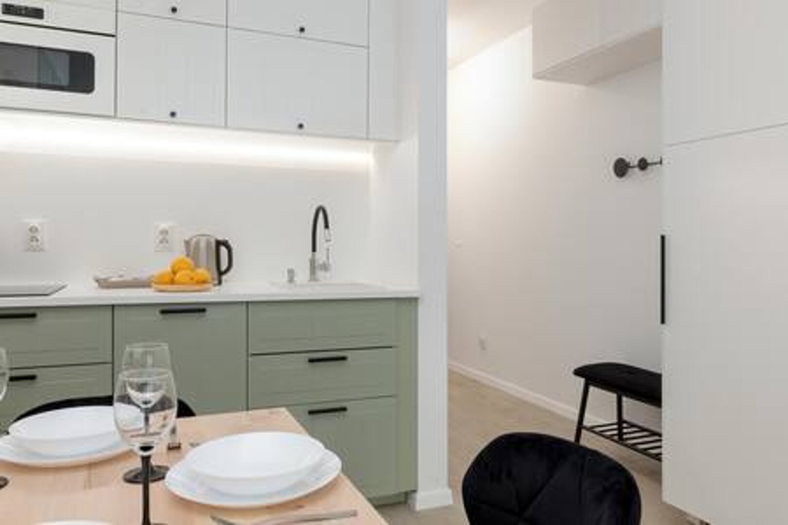 ESSA DEVELOPMENT SPÓŁKA Z OGRANICZONĄ ODPOWIEDZIALNOŚCIĄ - 11