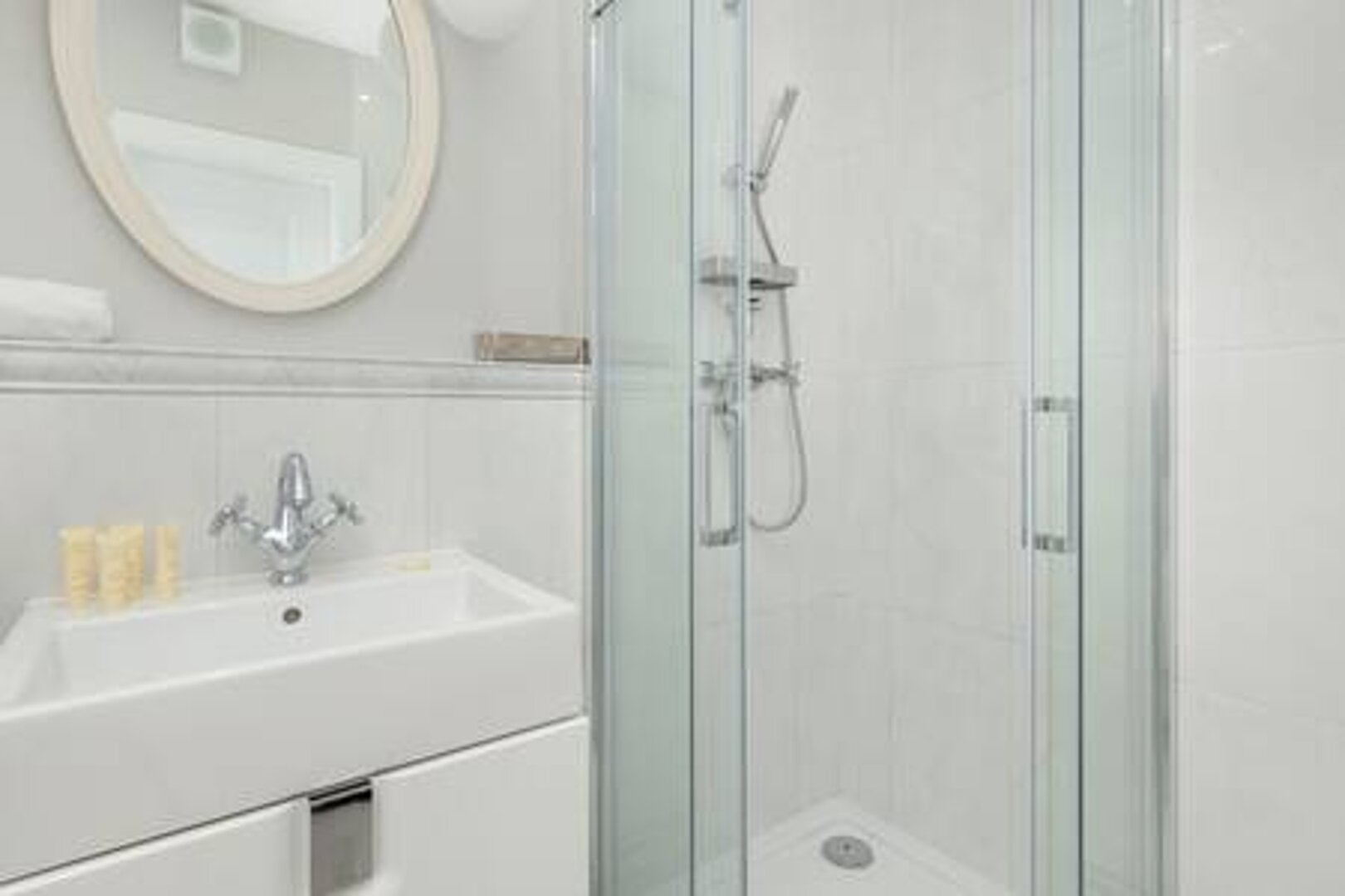 ESSA DEVELOPMENT SPÓŁKA Z OGRANICZONĄ ODPOWIEDZIALNOŚCIĄ - 12