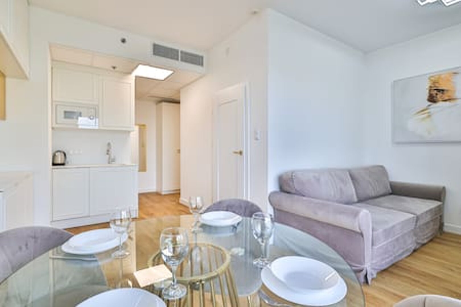 ESSA DEVELOPMENT  SPÓŁKA Z OGRANICZONĄ ODPOWIEDZIALNOŚCIĄ - 8