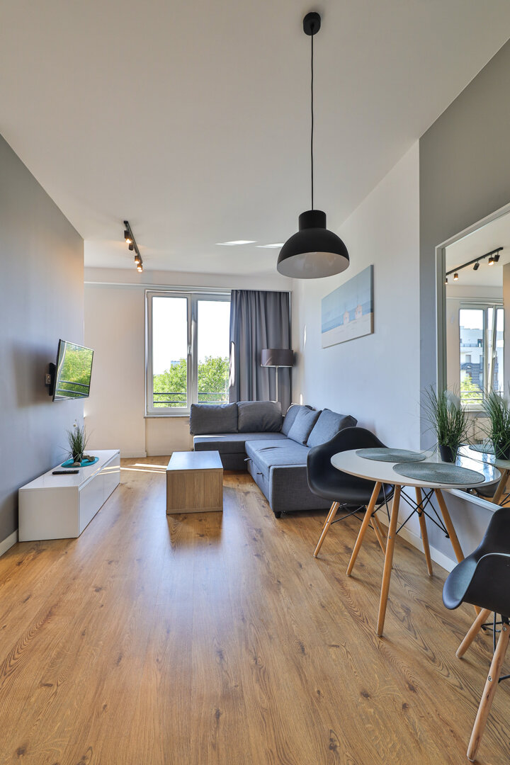 ESSA DEVELOPMENT SPÓŁKA Z OGRANICZONĄ ODPOWIEDZIALNOŚCIĄ - 12