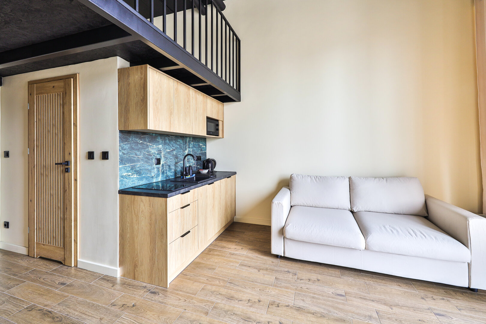 ESSA DEVELOPMENT SPÓŁKA Z OGRANICZONĄ ODPOWIEDZIALNOŚCIĄ - 5