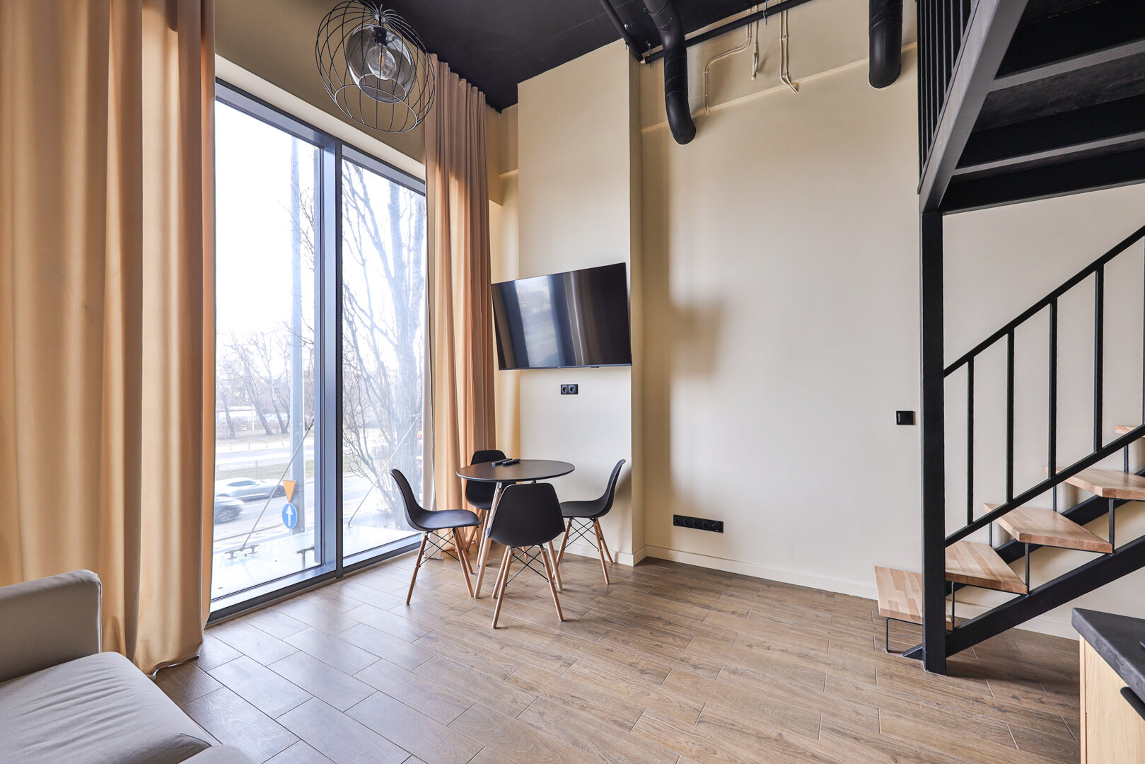 ESSA DEVELOPMENT SPÓŁKA Z OGRANICZONĄ ODPOWIEDZIALNOŚCIĄ - 2
