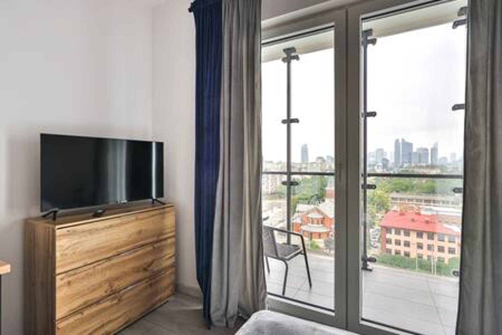 ESSA DEVELOPMENT SPÓŁKA Z OGRANICZONĄ ODPOWIEDZIALNOŚCIĄ - 3
