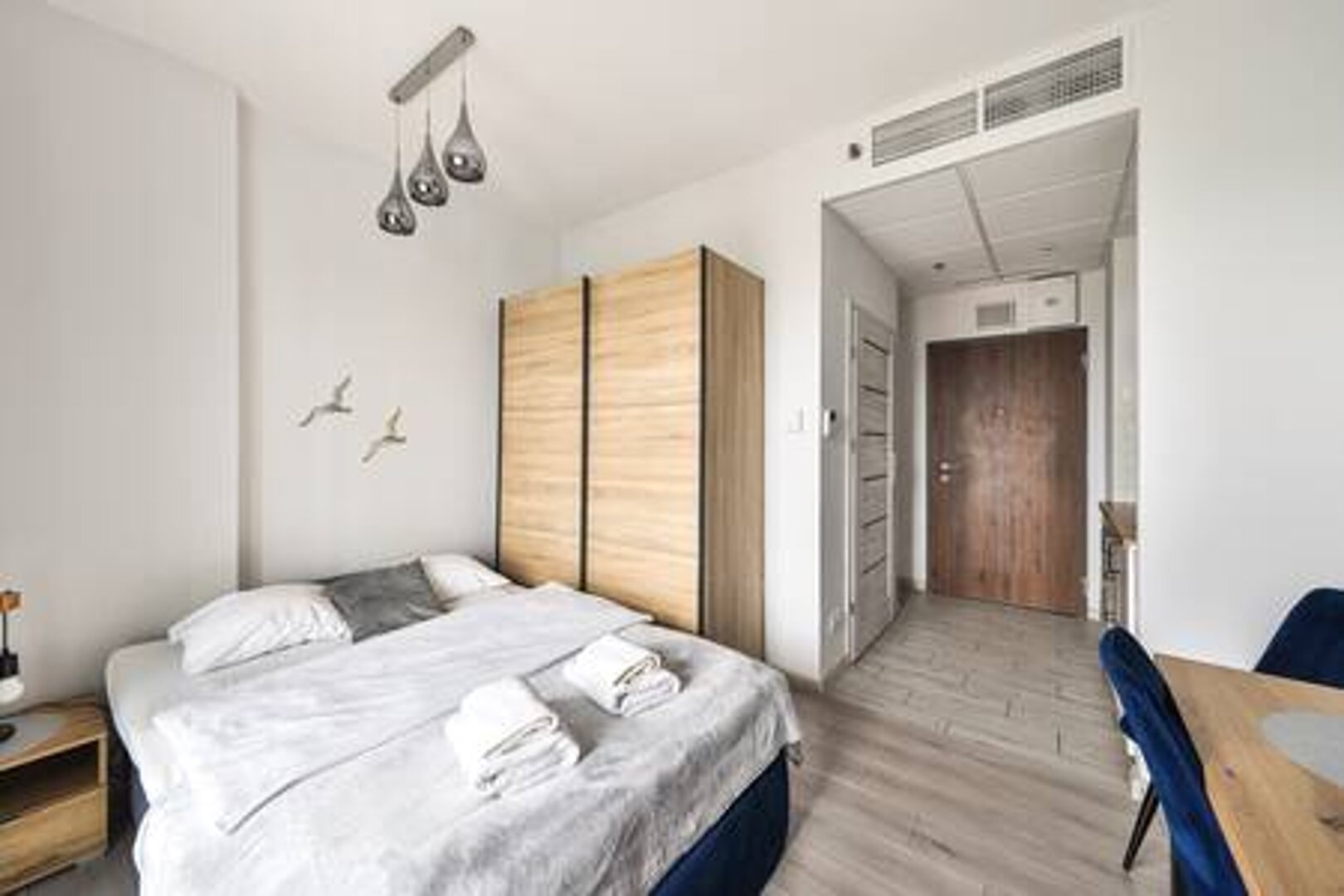 ESSA DEVELOPMENT SPÓŁKA Z OGRANICZONĄ ODPOWIEDZIALNOŚCIĄ - 4