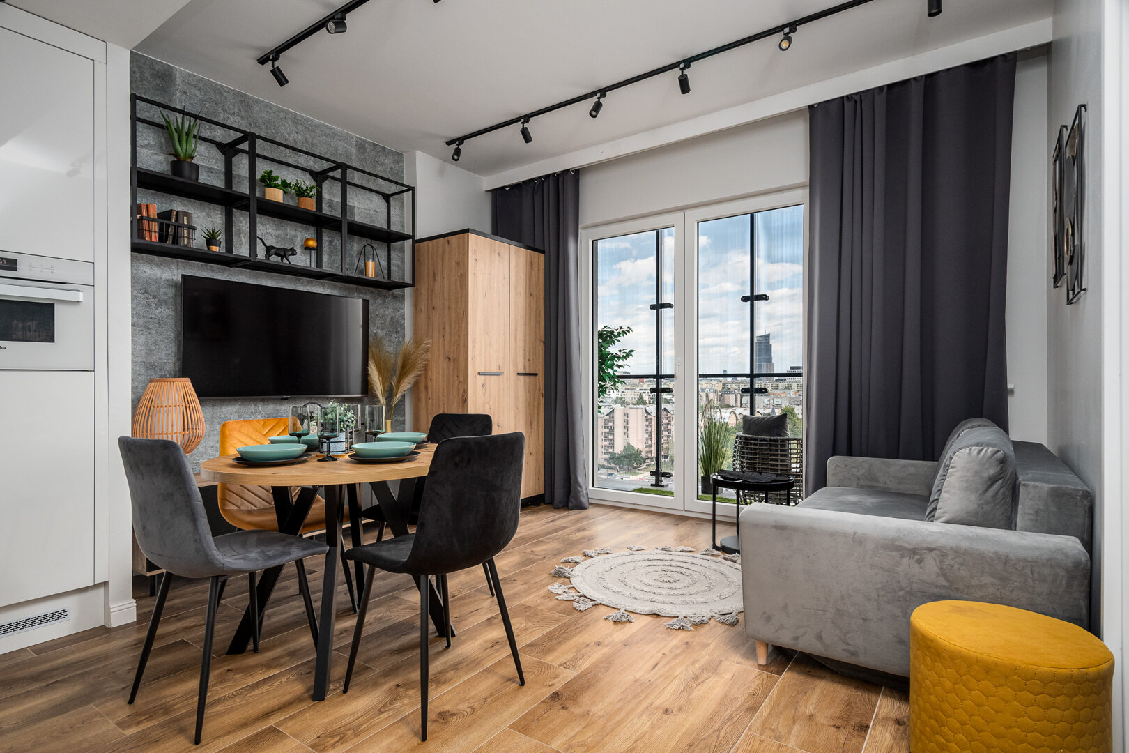 ESSA DEVELOPMENT  SPÓŁKA Z OGRANICZONĄ ODPOWIEDZIALNOŚCIĄ - 4