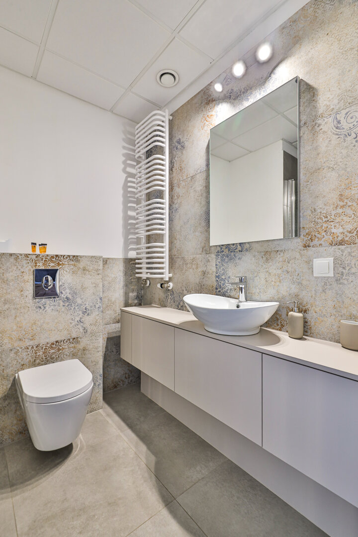 ESSA DEVELOPMENT SPÓŁKA Z OGRANICZONĄ ODPOWIEDZIALNOŚCIĄ - 10