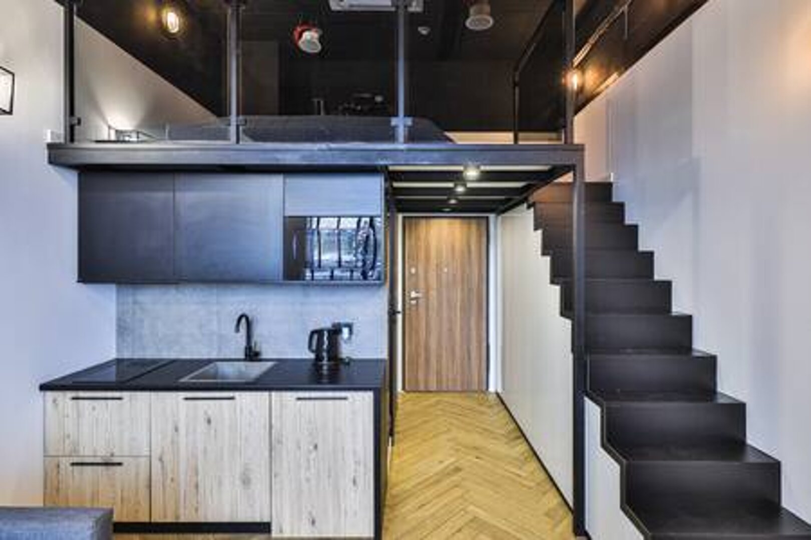 ESSA DEVELOPMENT SPÓŁKA Z OGRANICZONĄ ODPOWIEDZIALNOŚCIĄ - 4