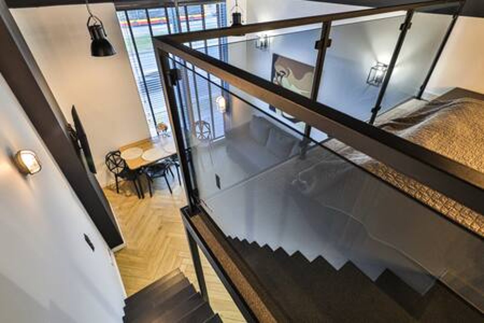 ESSA DEVELOPMENT SPÓŁKA Z OGRANICZONĄ ODPOWIEDZIALNOŚCIĄ - 11