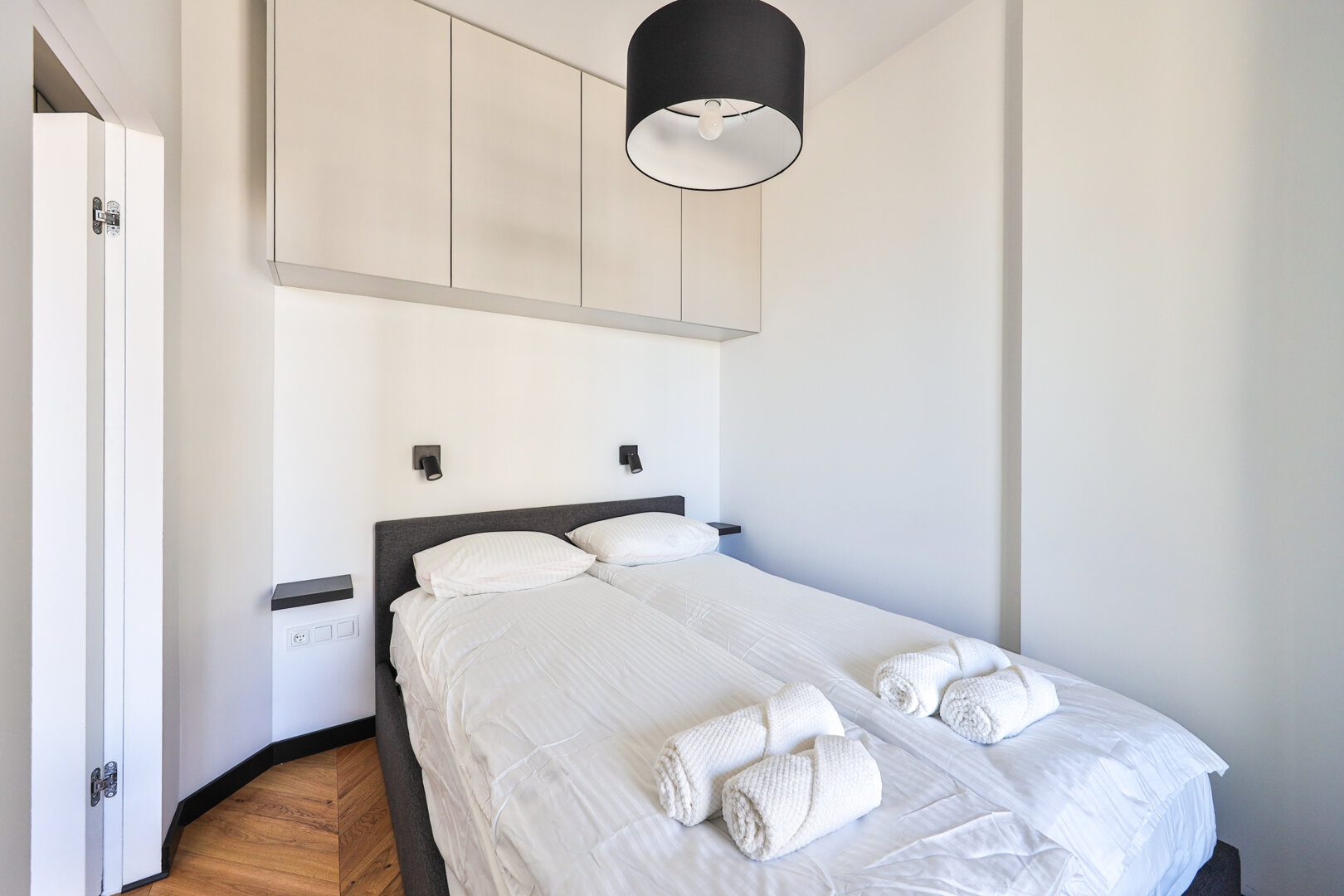 ESSA DEVELOPMENT SPÓŁKA Z OGRANICZONĄ ODPOWIEDZIALNOŚCIĄ - 12