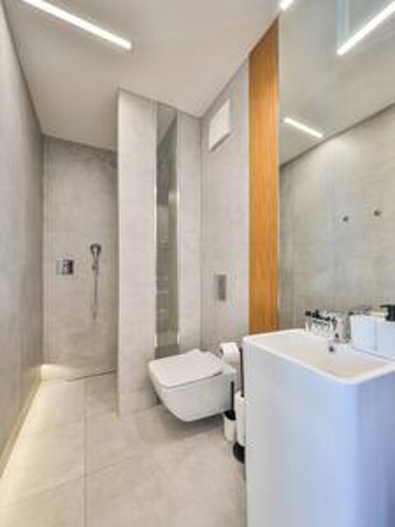 ESSA DEVELOPMENT SPÓŁKA Z OGRANICZONĄ ODPOWIEDZIALNOŚCIĄ - 16