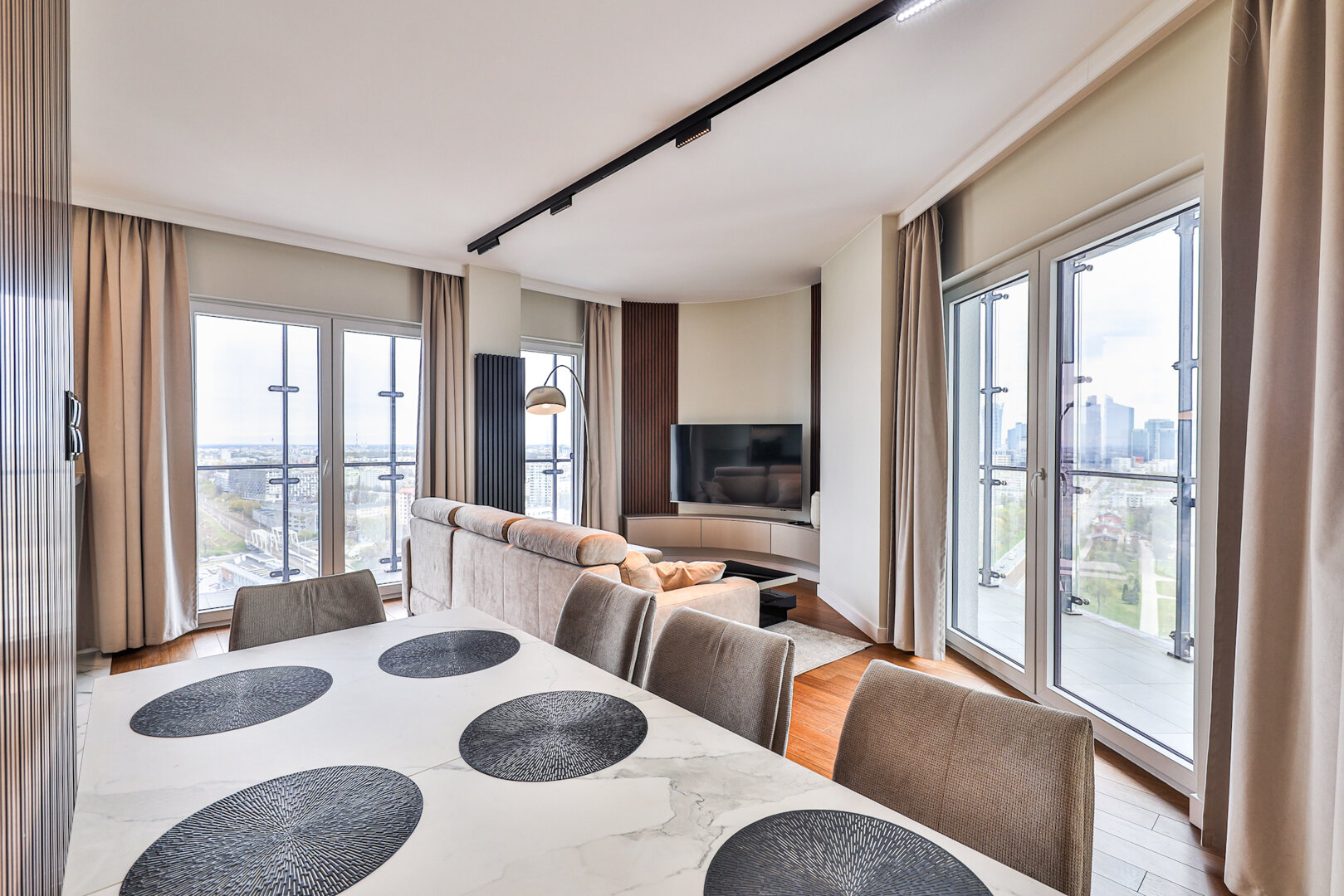 Kasprzaka 29 Panorama Tower 20 piętro 85m2 +garaż Kasprzaka 29 Panorama Tower 20 piętro 85m2 +garaż