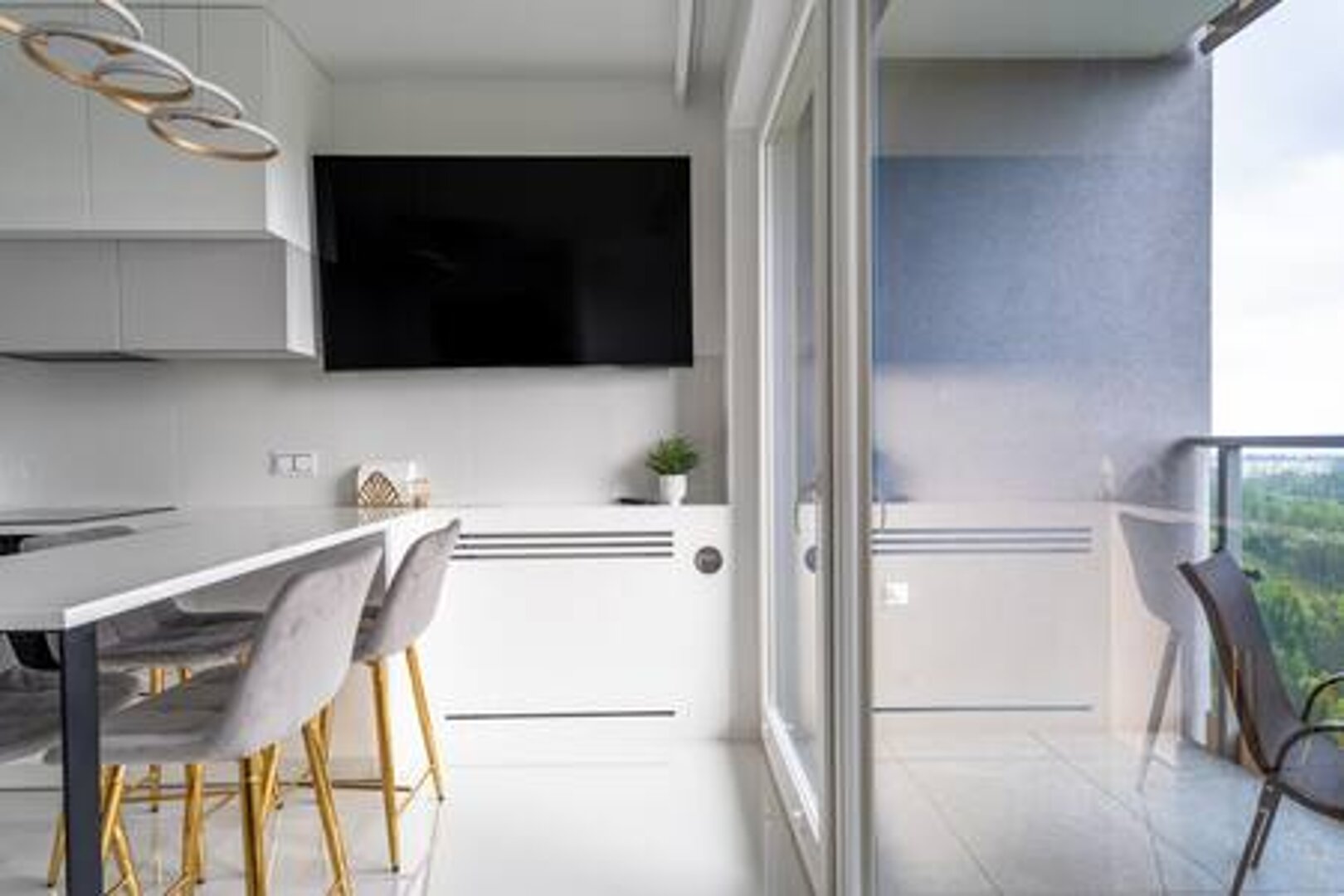 ESSA DEVELOPMENT  SPÓŁKA Z OGRANICZONĄ ODPOWIEDZIALNOŚCIĄ - 13