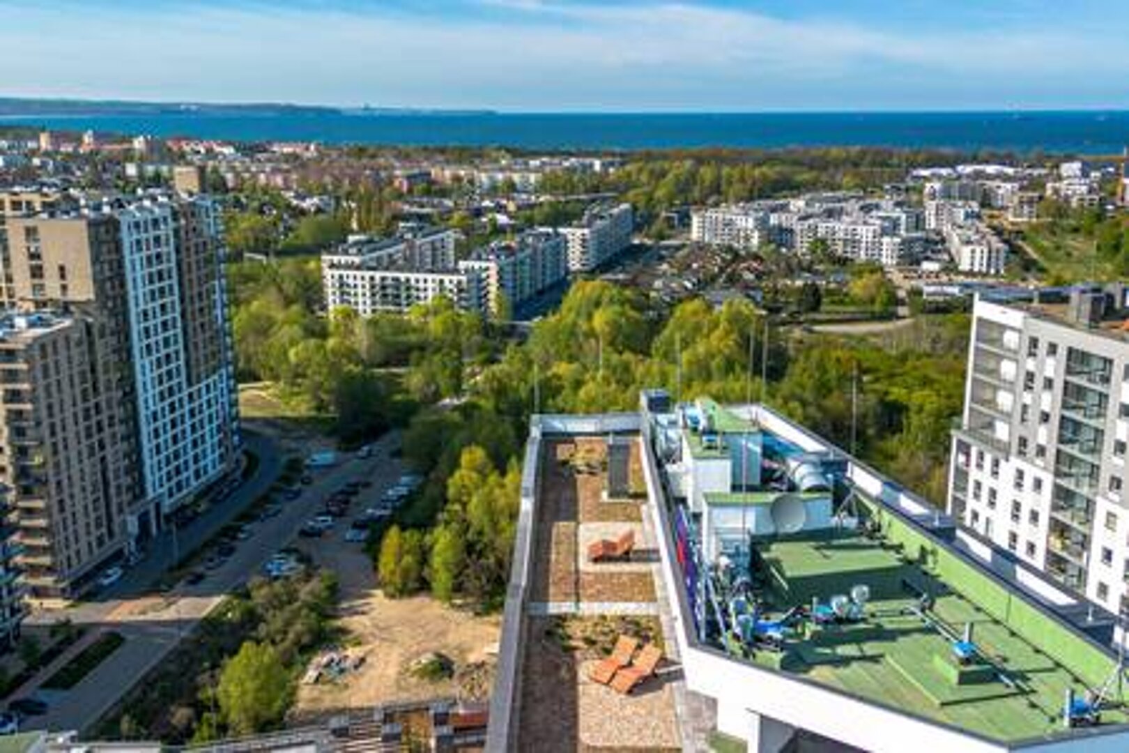 ESSA DEVELOPMENT  SPÓŁKA Z OGRANICZONĄ ODPOWIEDZIALNOŚCIĄ - 25