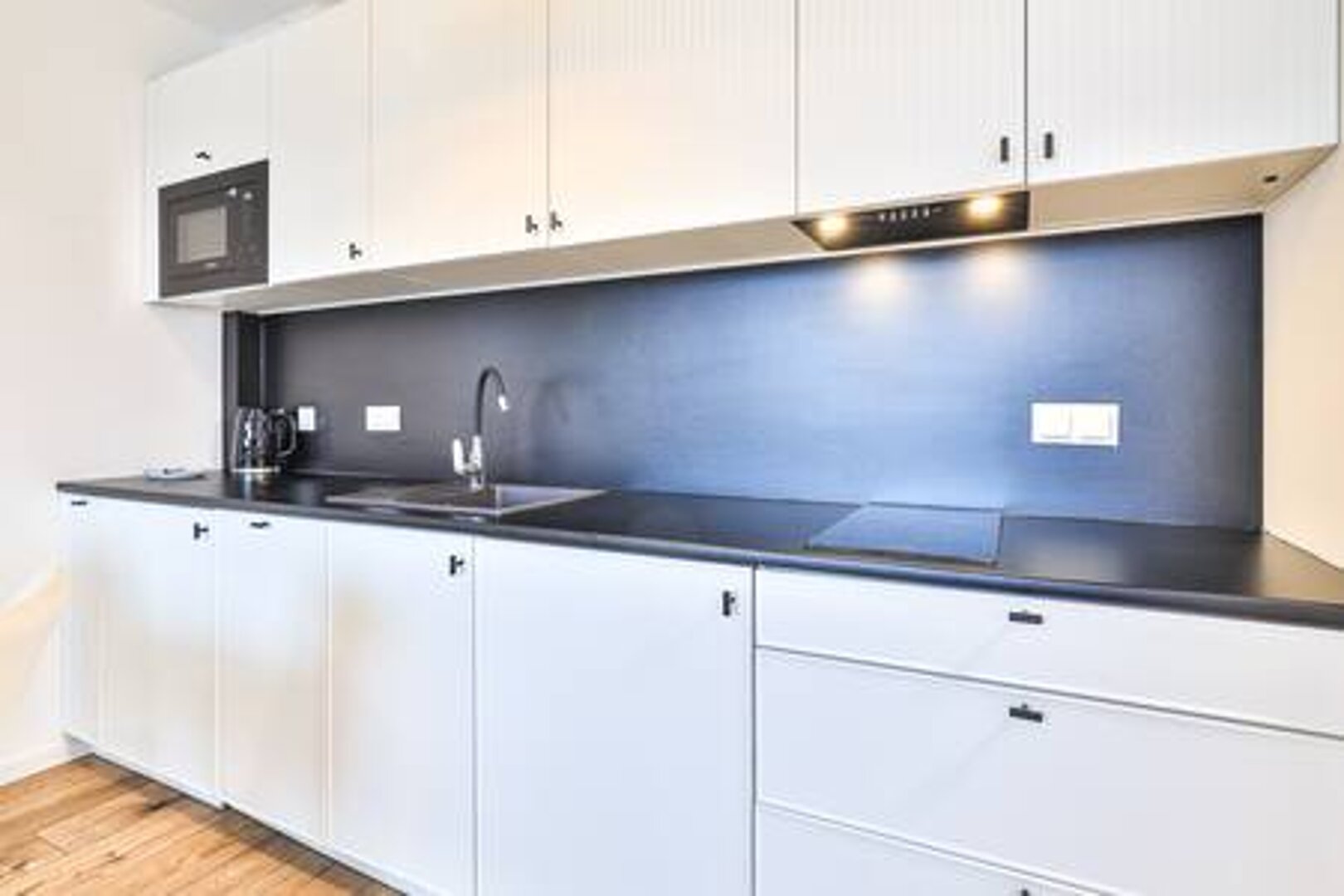 ESSA DEVELOPMENT SPÓŁKA Z OGRANICZONĄ ODPOWIEDZIALNOŚCIĄ - 8