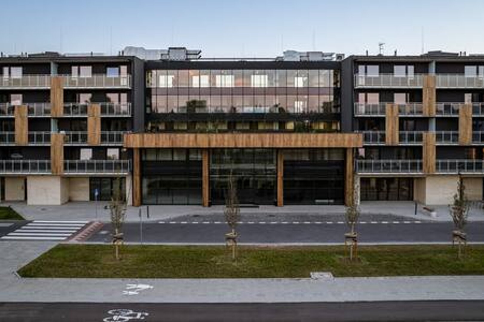 ESSA DEVELOPMENT SPÓŁKA Z OGRANICZONĄ ODPOWIEDZIALNOŚCIĄ - 18