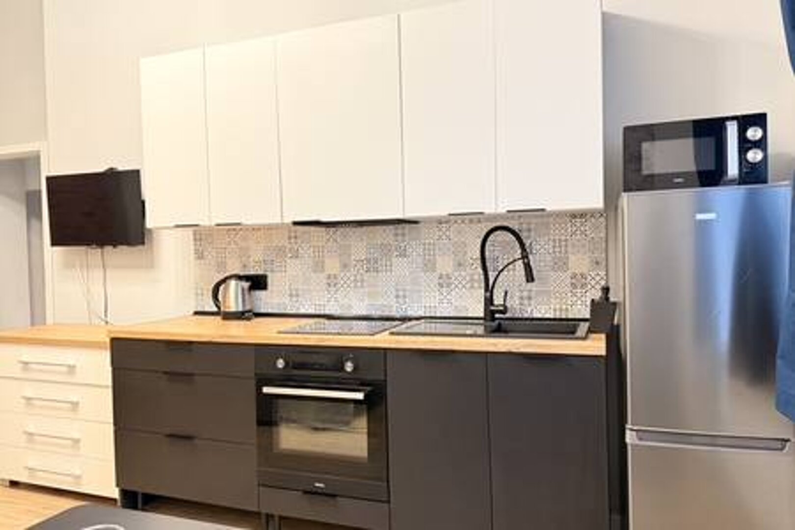 ESSA DEVELOPMENT SPÓŁKA Z OGRANICZONĄ ODPOWIEDZIALNOŚCIĄ - 7