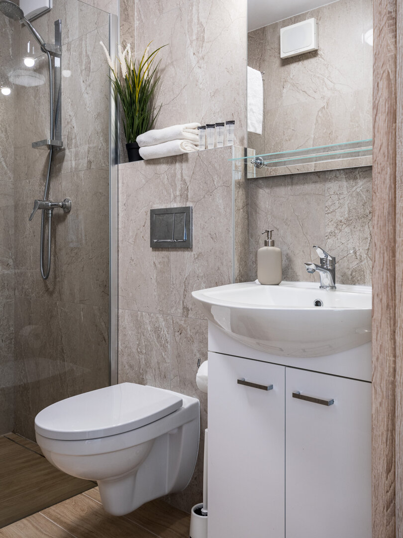 ESSA DEVELOPMENT  SPÓŁKA Z OGRANICZONĄ ODPOWIEDZIALNOŚCIĄ - 9