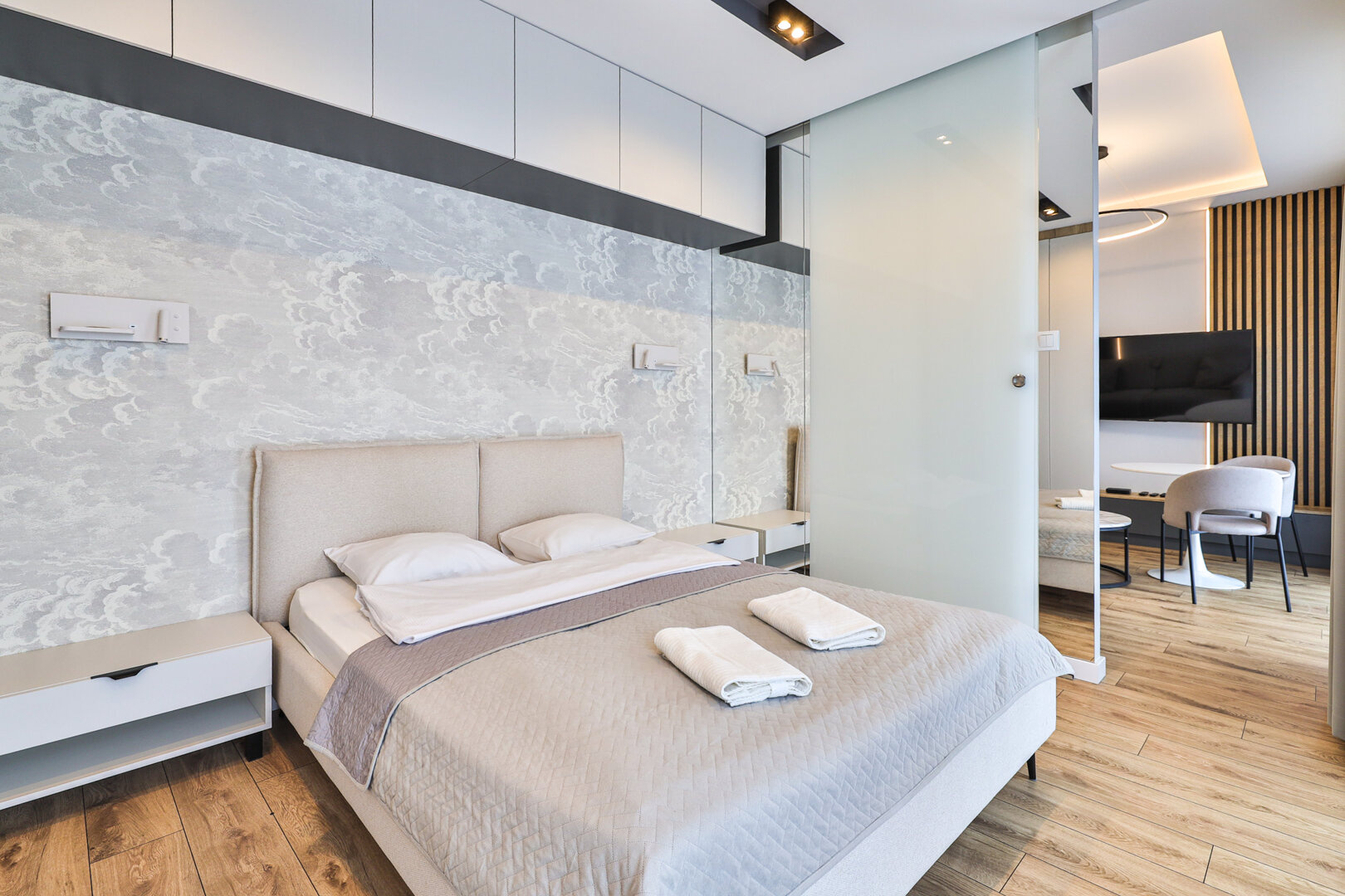 ESSA DEVELOPMENT SPÓŁKA Z OGRANICZONĄ ODPOWIEDZIALNOŚCIĄ - 4