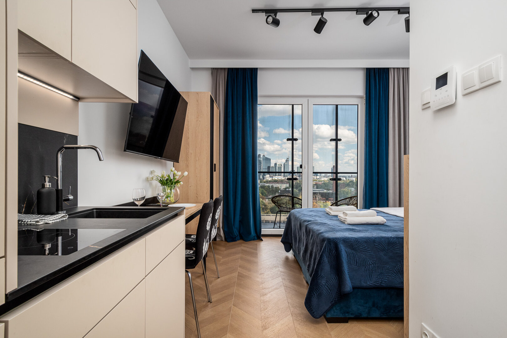 ESSA DEVELOPMENT  SPÓŁKA Z OGRANICZONĄ ODPOWIEDZIALNOŚCIĄ - 3