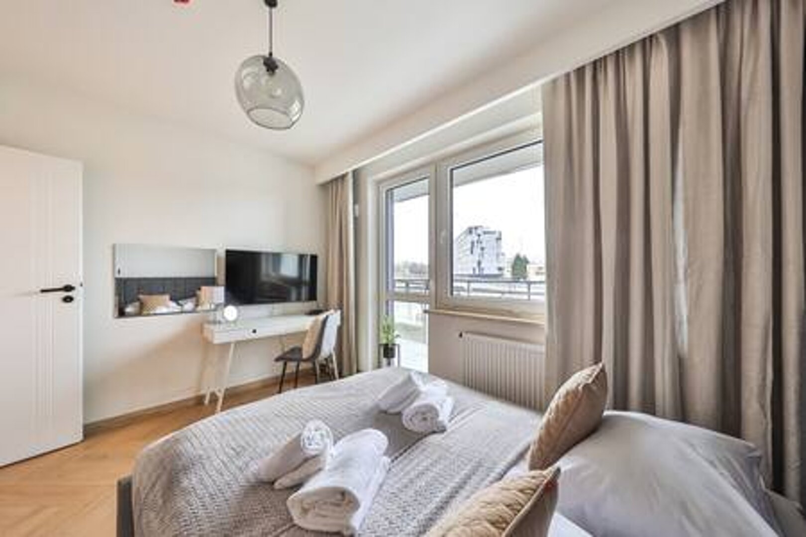 ESSA DEVELOPMENT SPÓŁKA Z OGRANICZONĄ ODPOWIEDZIALNOŚCIĄ - 7