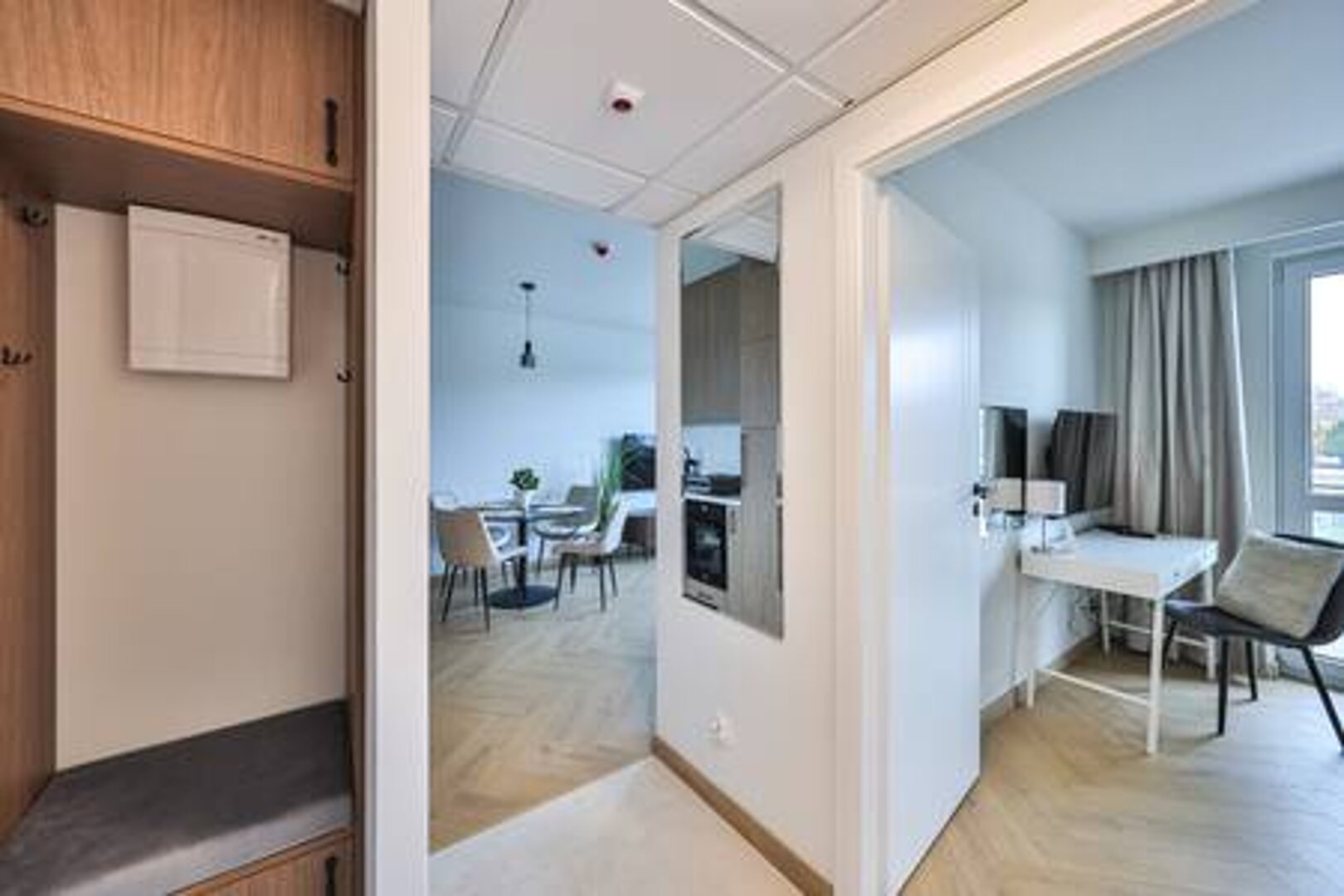 ESSA DEVELOPMENT SPÓŁKA Z OGRANICZONĄ ODPOWIEDZIALNOŚCIĄ - 18