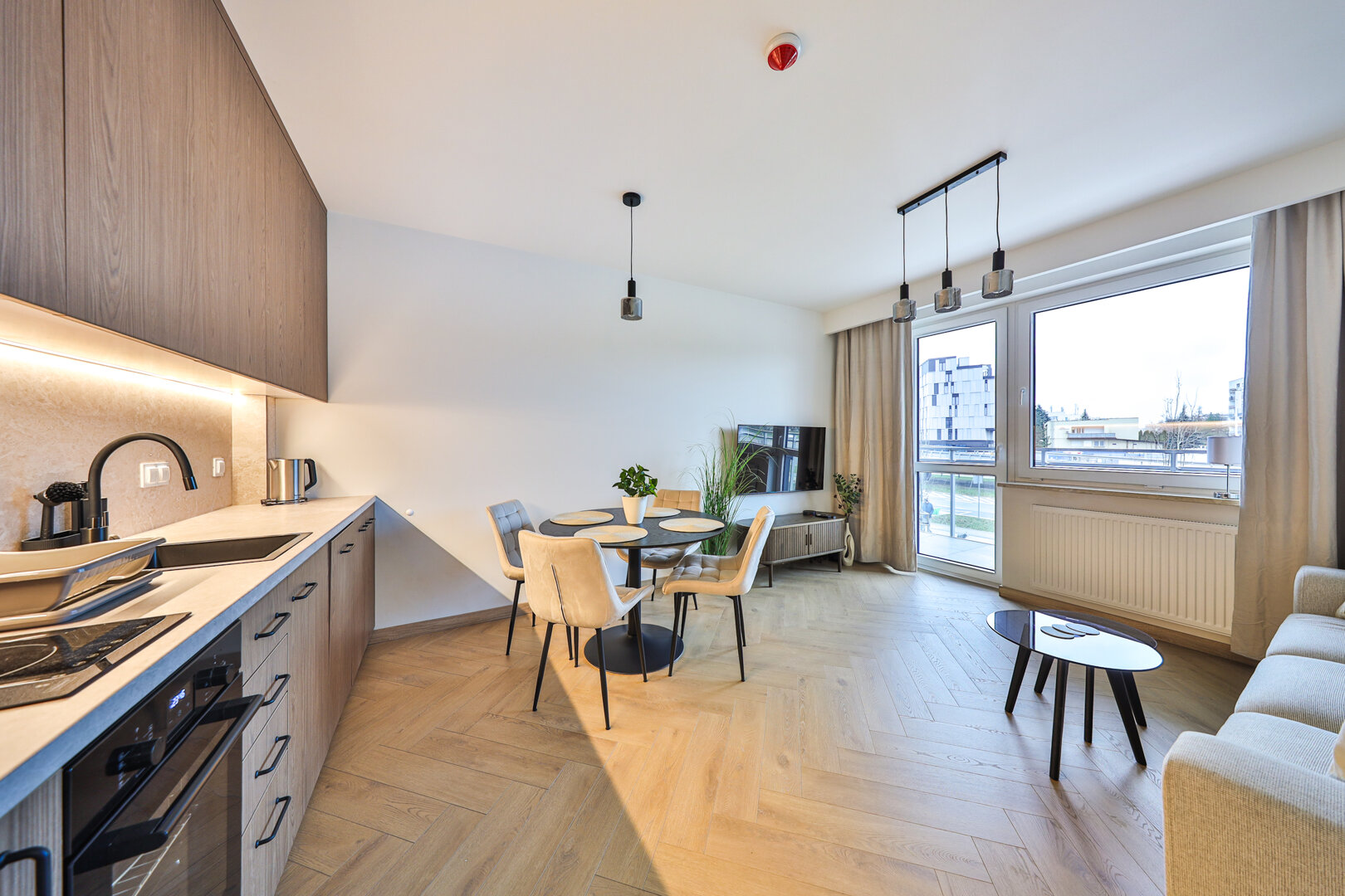 ESSA DEVELOPMENT SPÓŁKA Z OGRANICZONĄ ODPOWIEDZIALNOŚCIĄ - 15