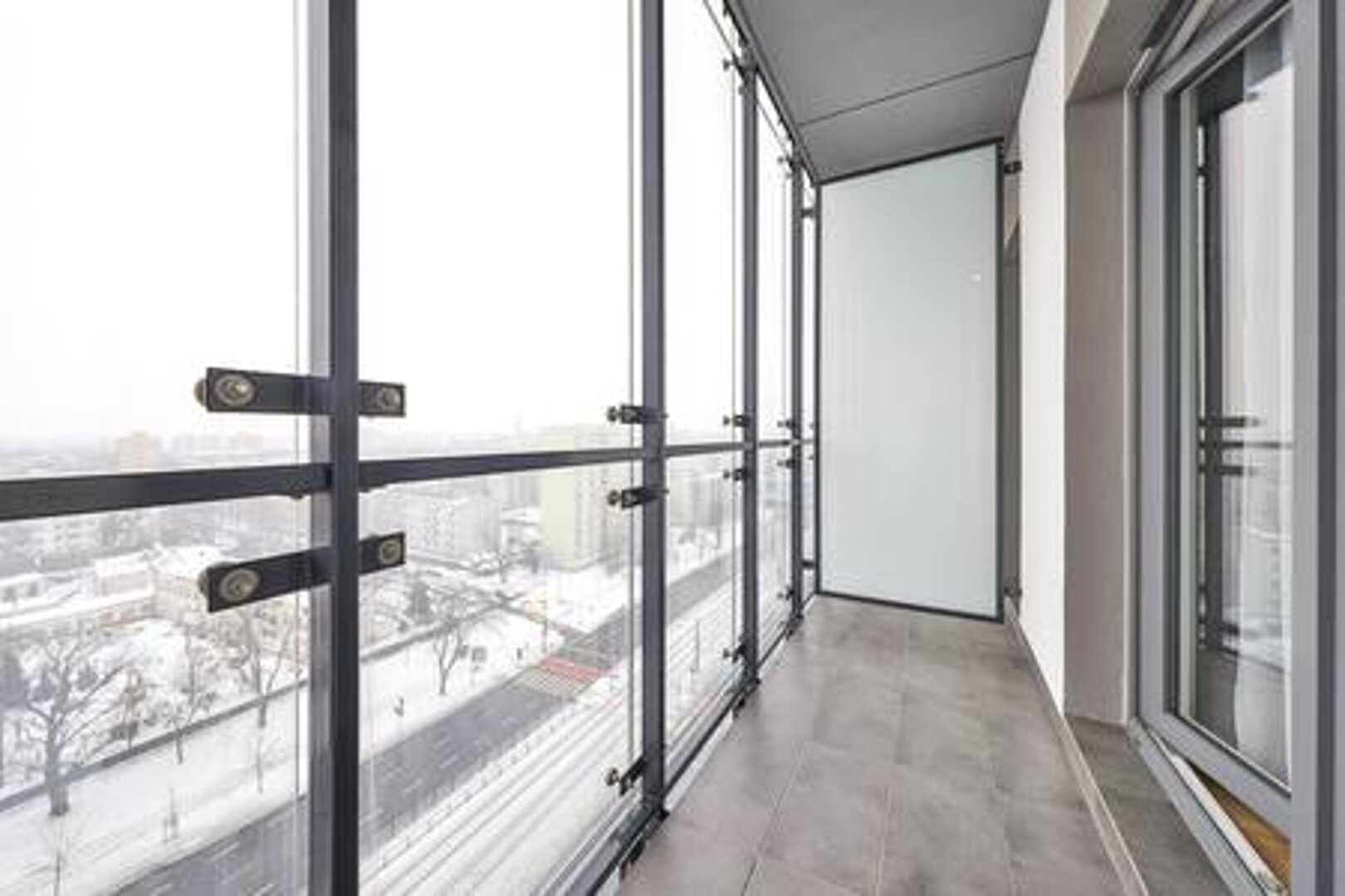 ESSA DEVELOPMENT SPÓŁKA Z OGRANICZONĄ ODPOWIEDZIALNOŚCIĄ - 4