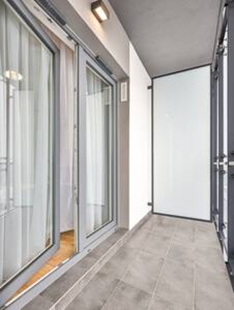 ESSA DEVELOPMENT SPÓŁKA Z OGRANICZONĄ ODPOWIEDZIALNOŚCIĄ - 18