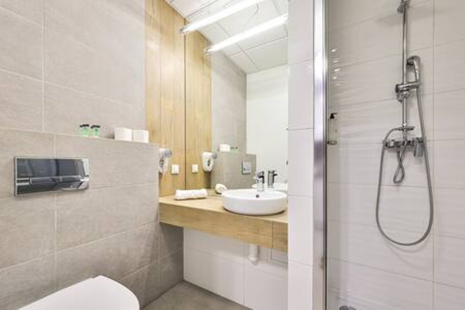 ESSA DEVELOPMENT SPÓŁKA Z OGRANICZONĄ ODPOWIEDZIALNOŚCIĄ - 10