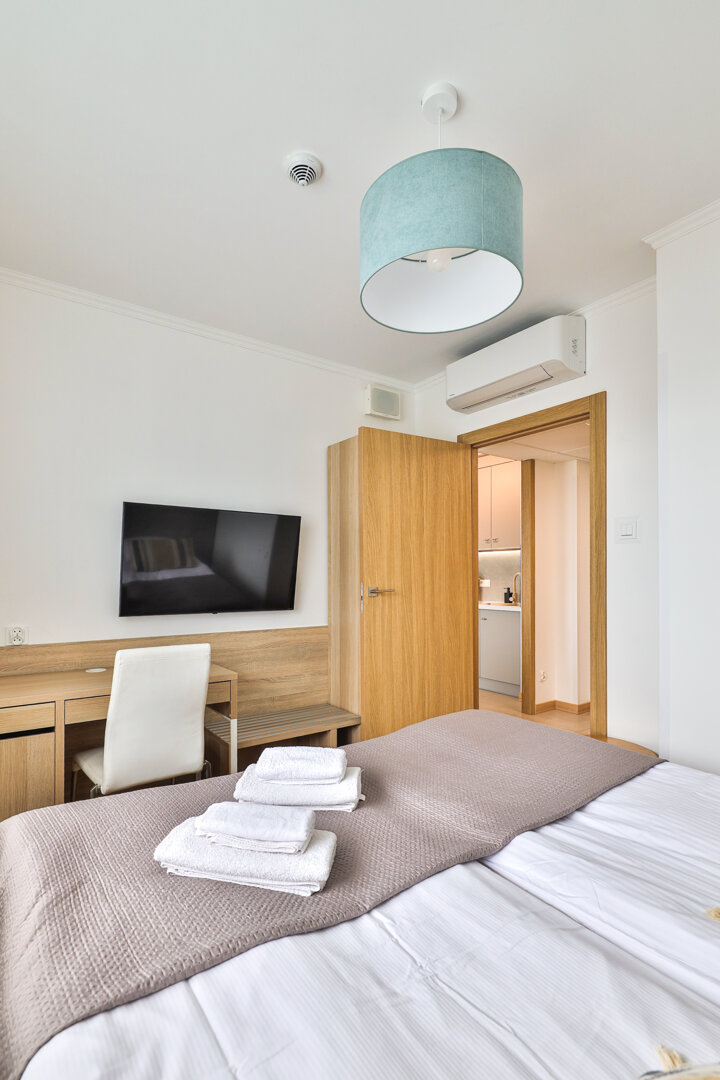 ESSA DEVELOPMENT SPÓŁKA Z OGRANICZONĄ ODPOWIEDZIALNOŚCIĄ - 12
