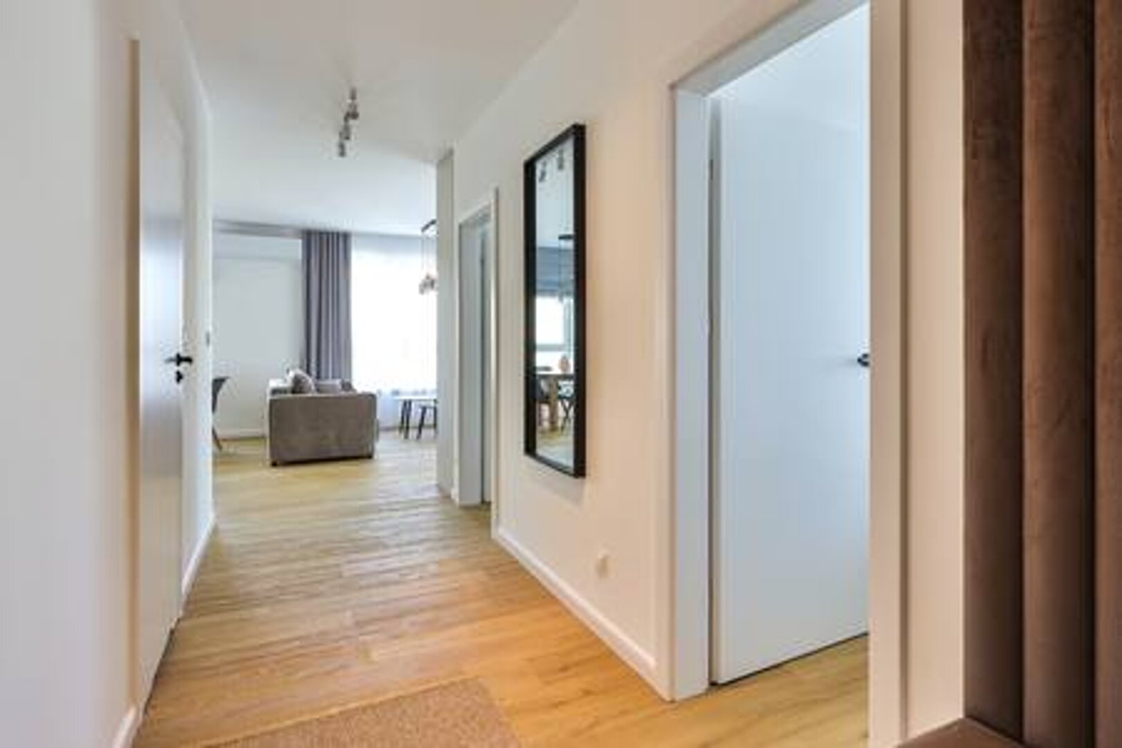 ESSA DEVELOPMENT  SPÓŁKA Z OGRANICZONĄ ODPOWIEDZIALNOŚCIĄ - 14