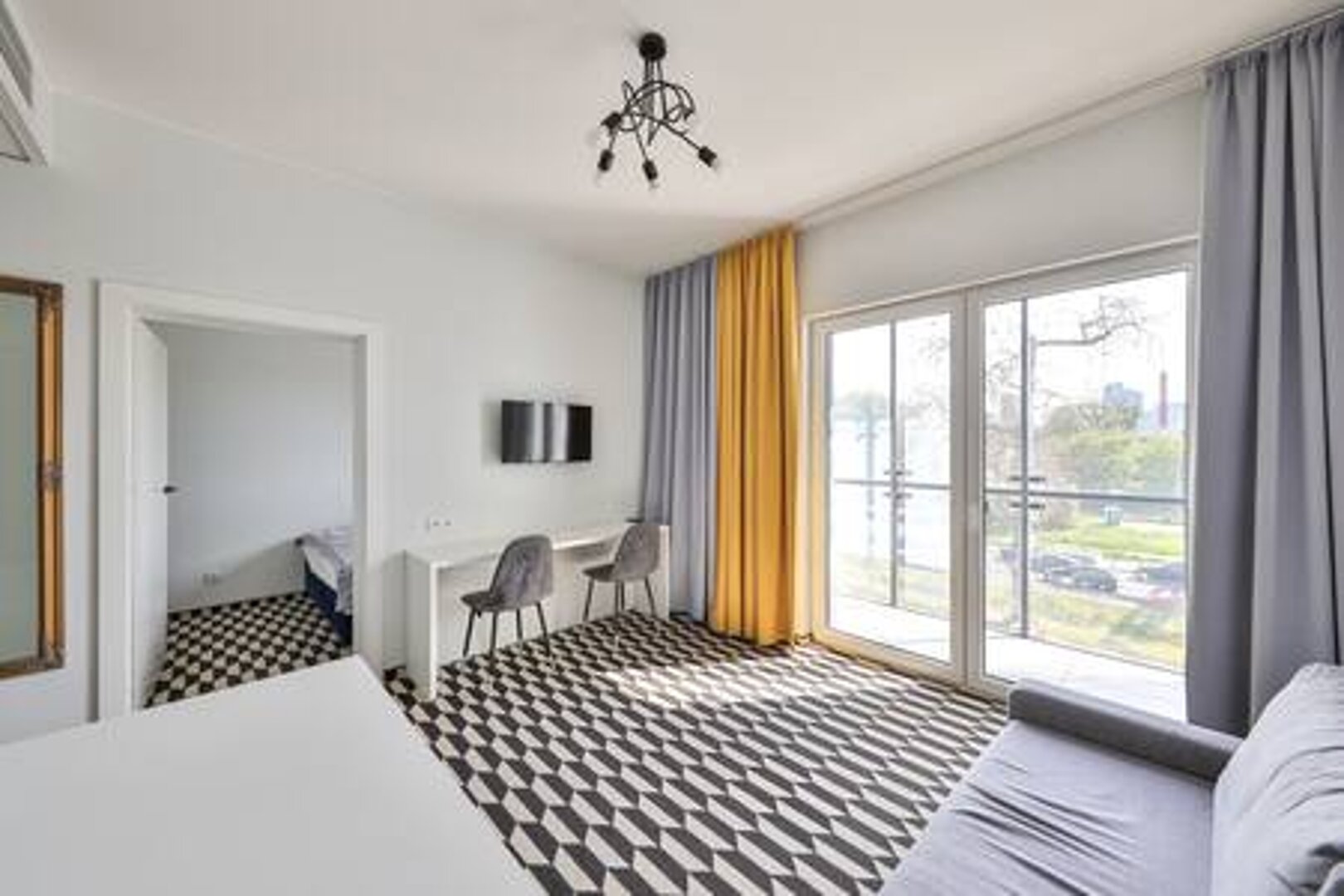 ESSA DEVELOPMENT SPÓŁKA Z OGRANICZONĄ ODPOWIEDZIALNOŚCIĄ - 12