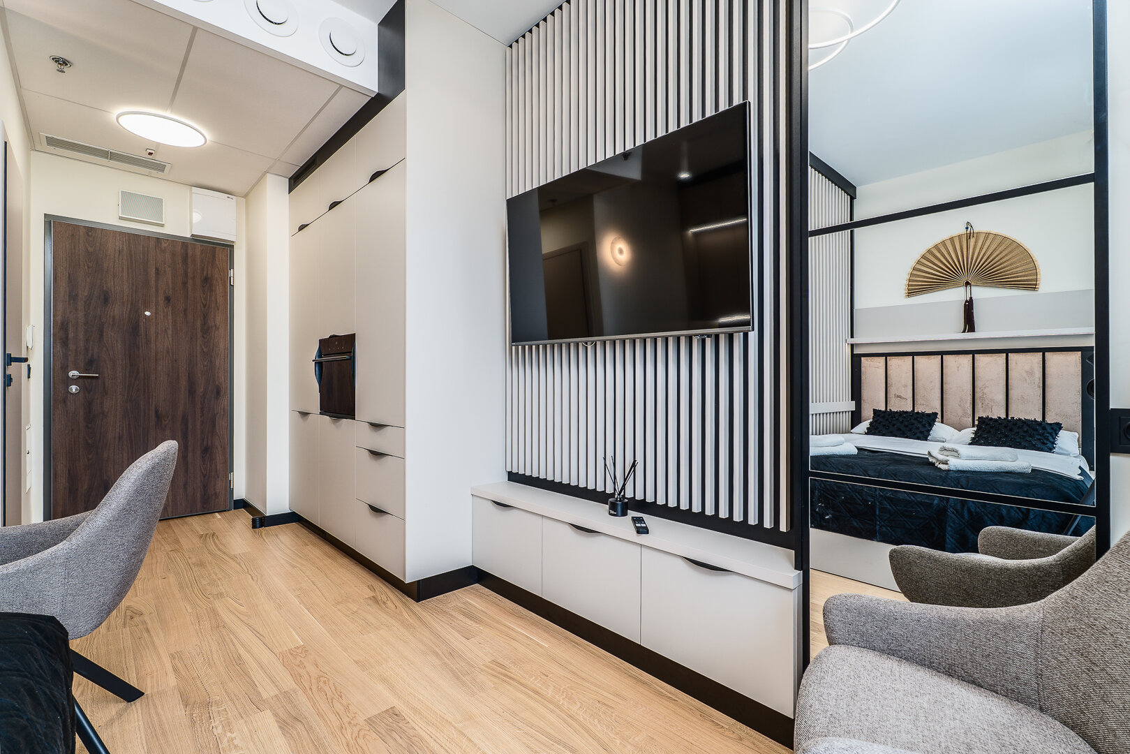ESSA DEVELOPMENT SPÓŁKA Z OGRANICZONĄ ODPOWIEDZIALNOŚCIĄ - 11