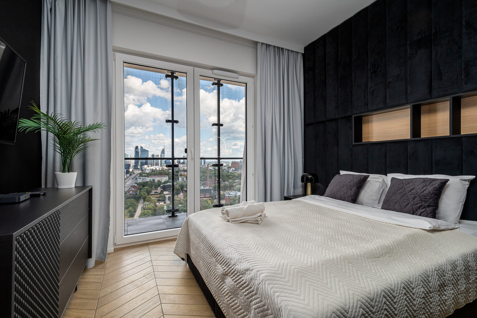 ESSA DEVELOPMENT SPÓŁKA Z OGRANICZONĄ ODPOWIEDZIALNOŚCIĄ - 2