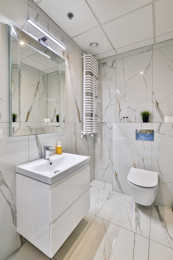ESSA DEVELOPMENT  SPÓŁKA Z OGRANICZONĄ ODPOWIEDZIALNOŚCIĄ - 11