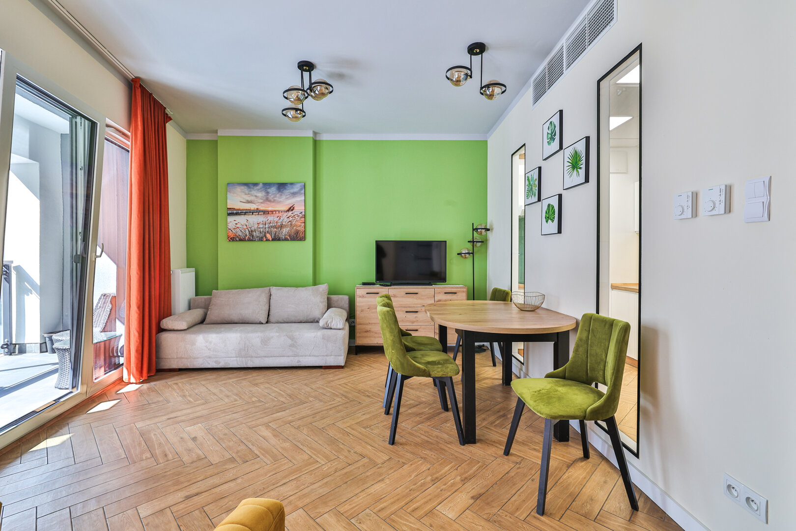 ESSA DEVELOPMENT  SPÓŁKA Z OGRANICZONĄ ODPOWIEDZIALNOŚCIĄ - 2