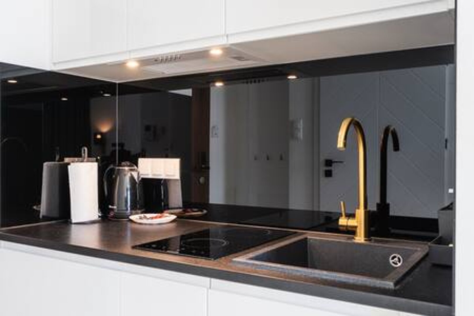 ESSA DEVELOPMENT SPÓŁKA Z OGRANICZONĄ ODPOWIEDZIALNOŚCIĄ - 3