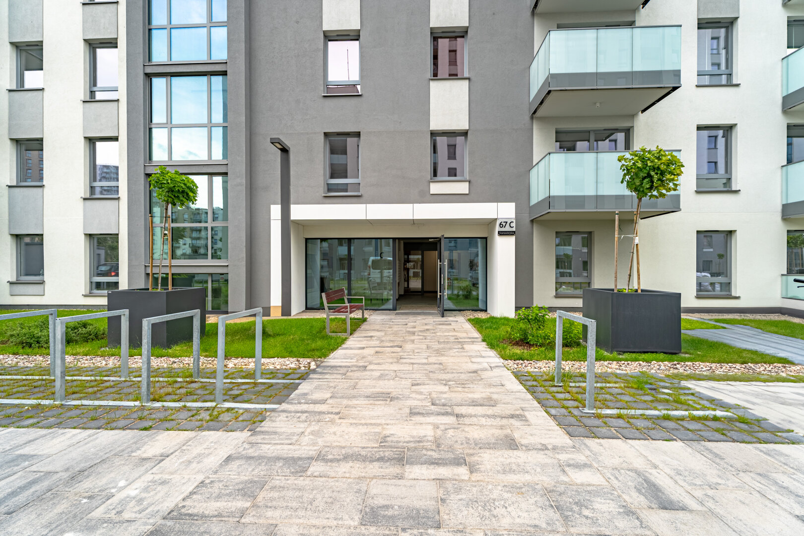ESSA DEVELOPMENT SPÓŁKA Z OGRANICZONĄ ODPOWIEDZIALNOŚCIĄ - 25