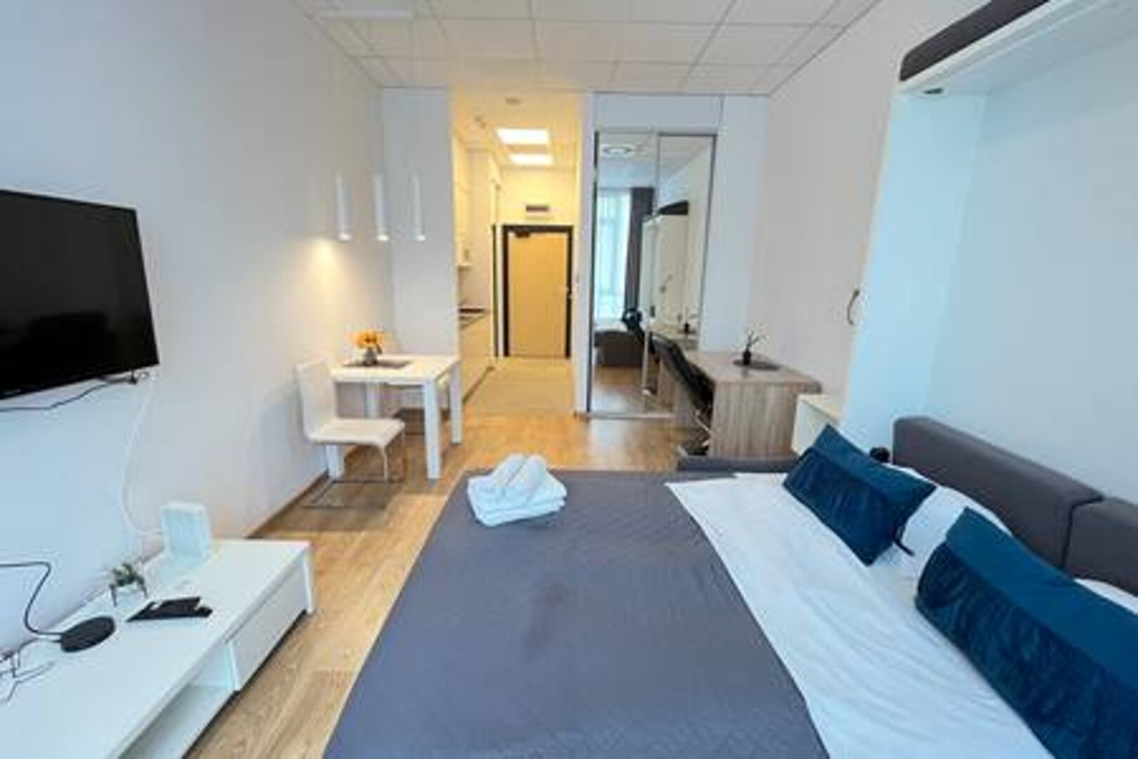 ESSA DEVELOPMENT SPÓŁKA Z OGRANICZONĄ ODPOWIEDZIALNOŚCIĄ - 2