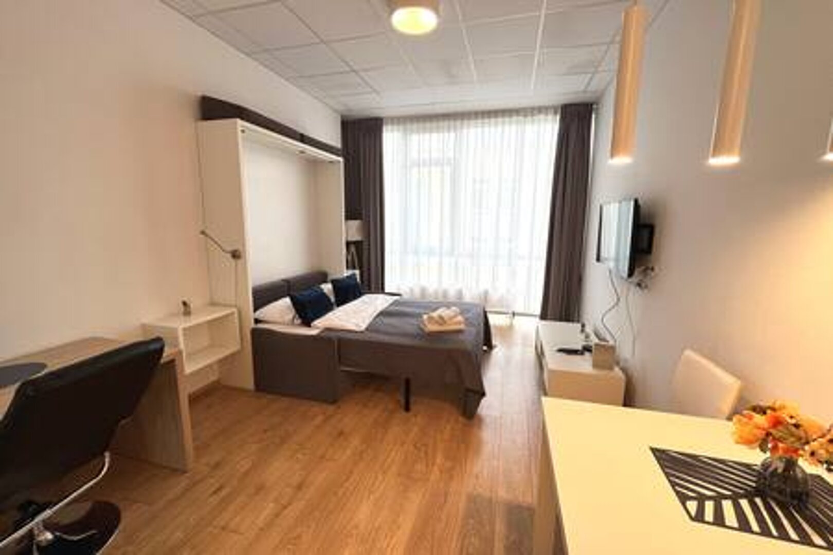 ESSA DEVELOPMENT SPÓŁKA Z OGRANICZONĄ ODPOWIEDZIALNOŚCIĄ - 3