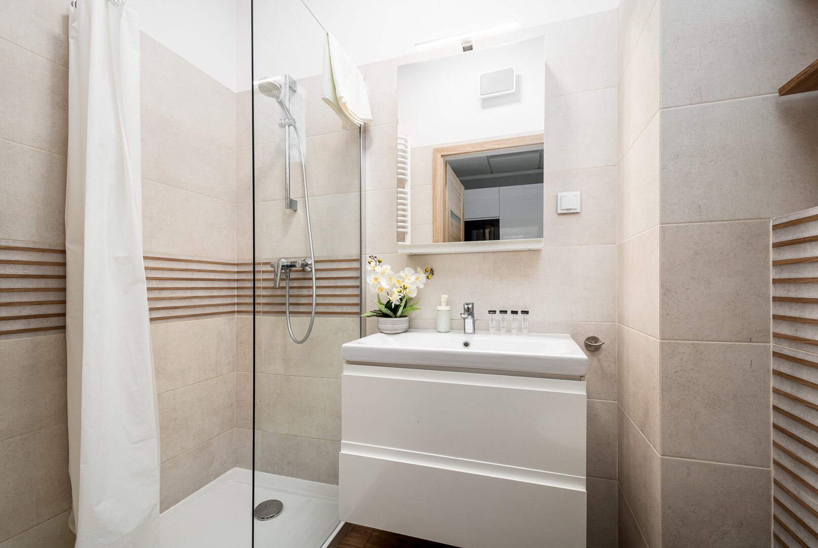ESSA DEVELOPMENT SPÓŁKA Z OGRANICZONĄ ODPOWIEDZIALNOŚCIĄ - 6