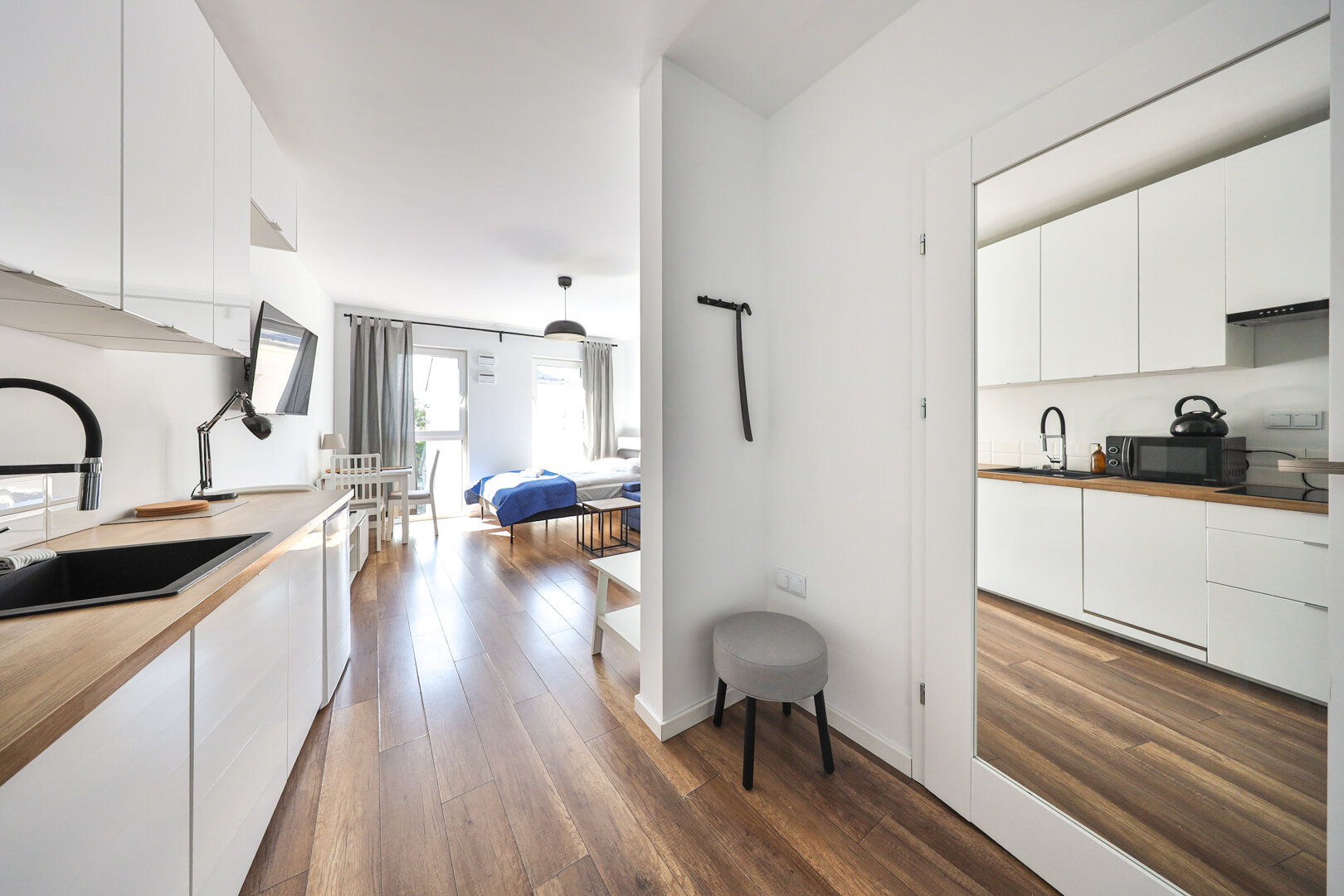 ESSA DEVELOPMENT SPÓŁKA Z OGRANICZONĄ ODPOWIEDZIALNOŚCIĄ - 8